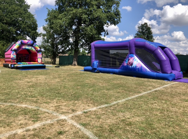 Disco inflatables bouncy castles for hire in Dartford and Sidcup Disco bouncy castles and inflatables to hire in Sidcup and Dartford