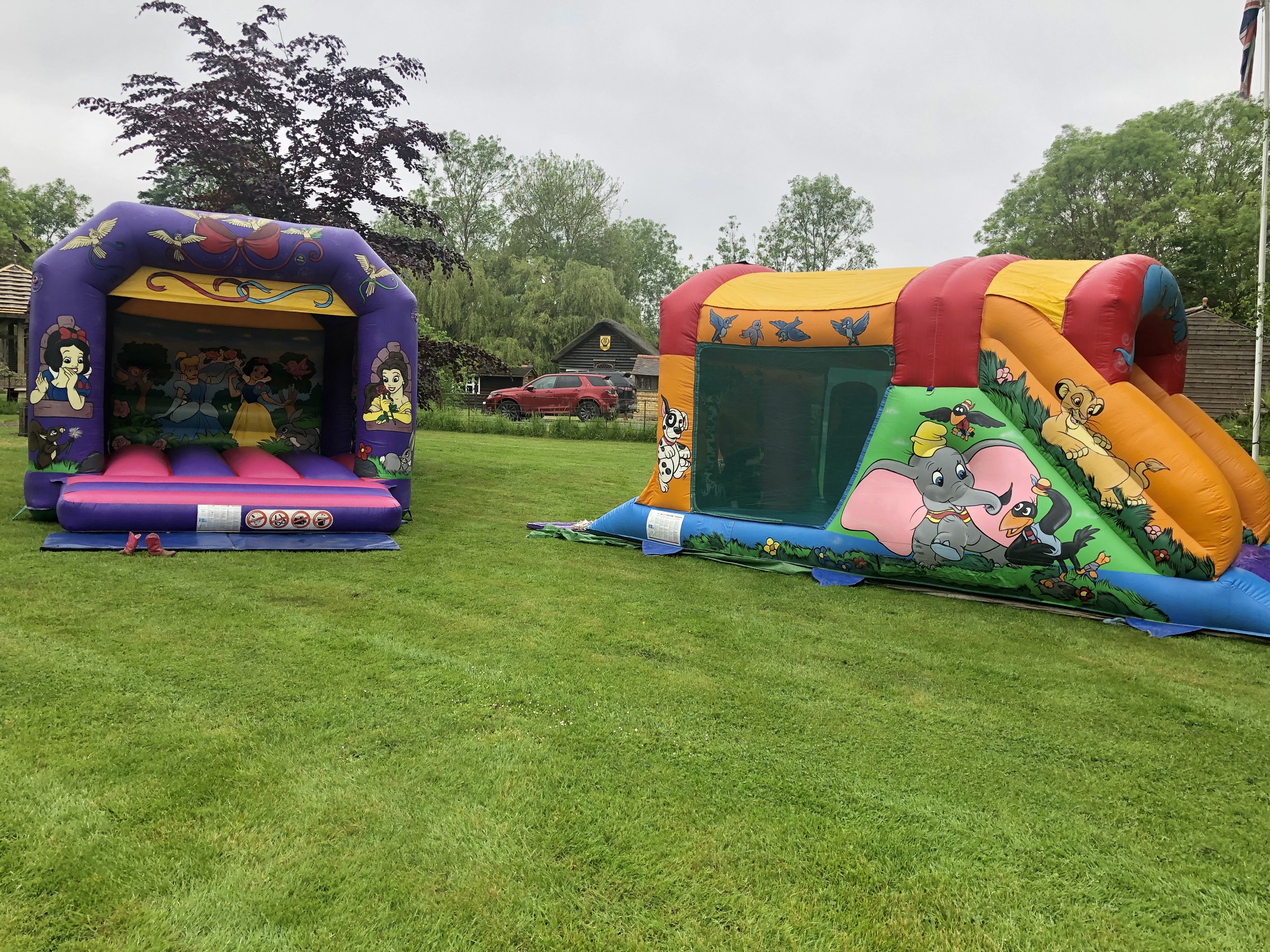 Children’s birthday parties with bouncy castles in garden at Bexley 